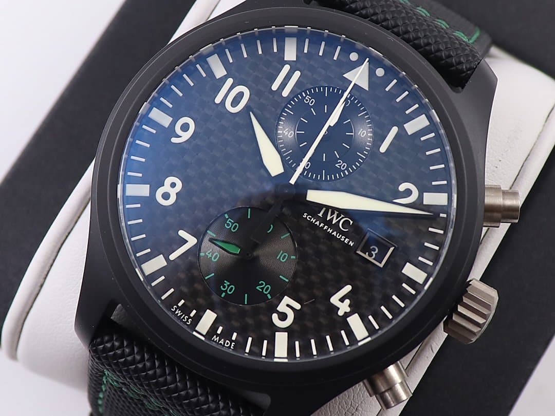 IWC watch pilot series watch TOP GUN naval air combat unit chronograph watch front view