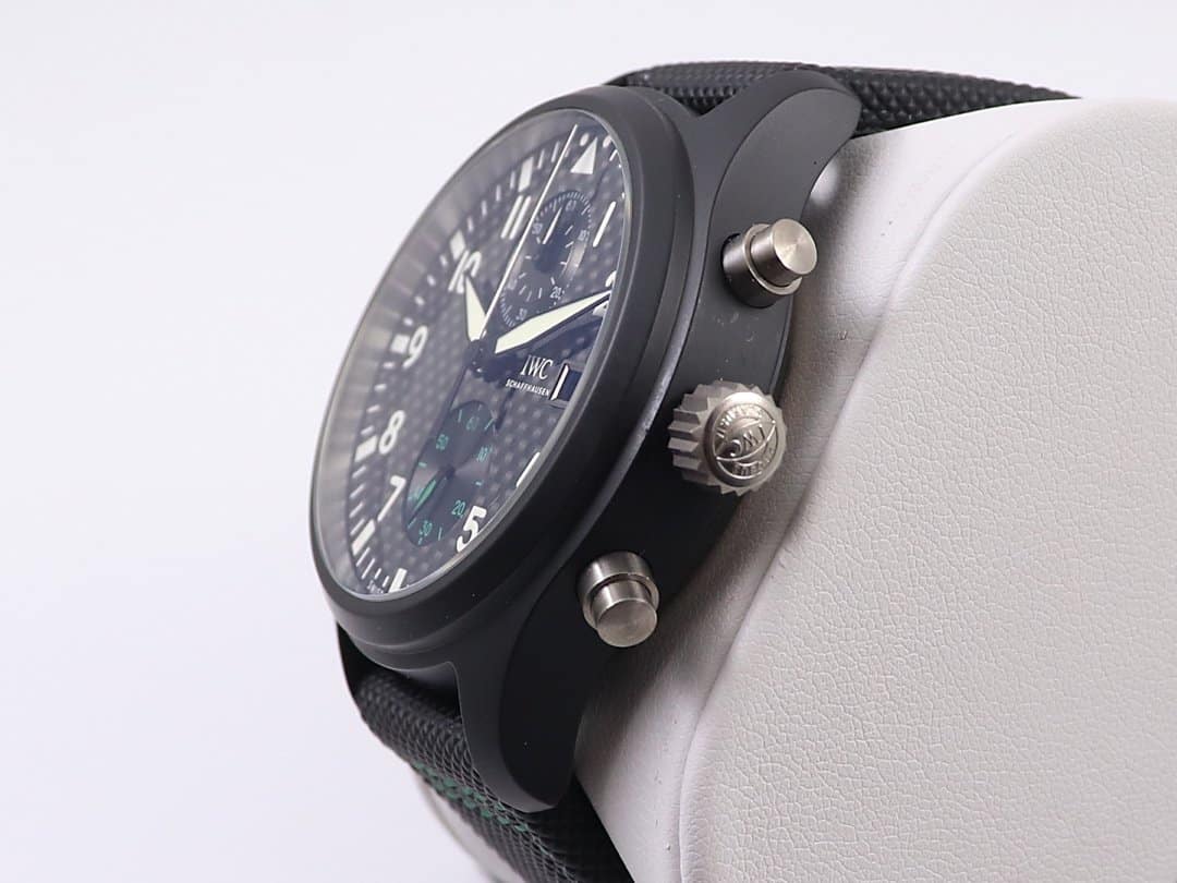 IWC watch pilot series watch TOP GUN naval air combat unit chronograph watch side view