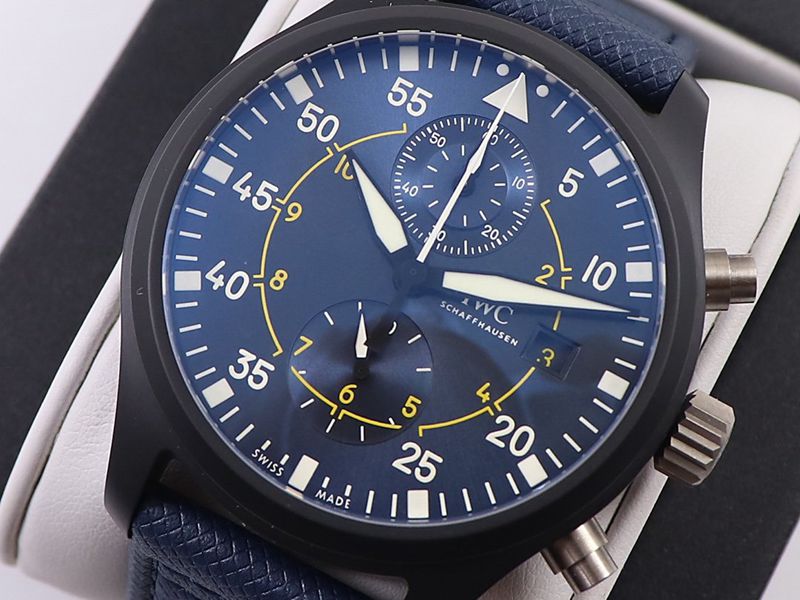IWC watch pilot series watch TOP GUN naval air combat unit chronograph watch front view