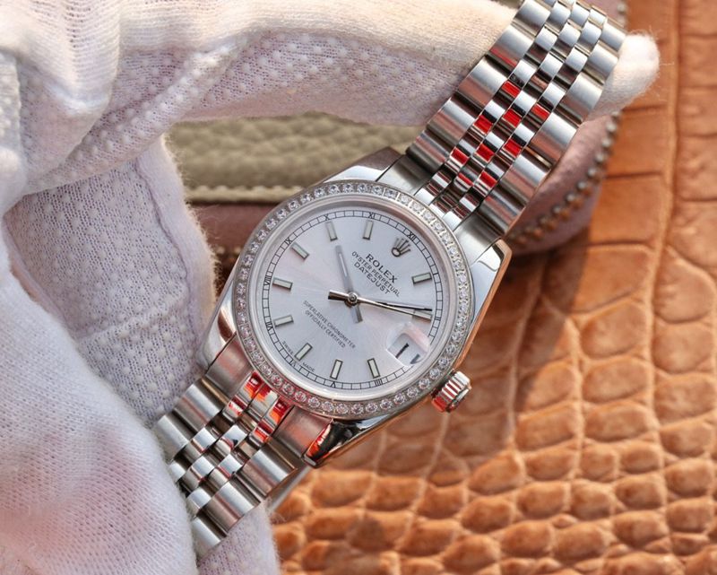 Rolex watch ROLEX Datejust women's series watch front view