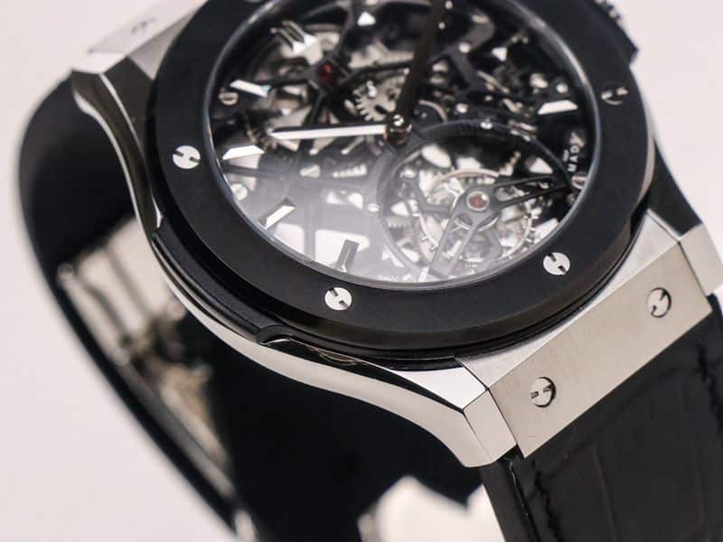 Hublotreplica watch (Hublot) classic fusion CLASSIC FUSION series tourbillon watch side view