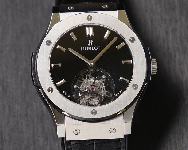 Hublotsuper watch (Hublot) classic fusion series tourbillon watch front view