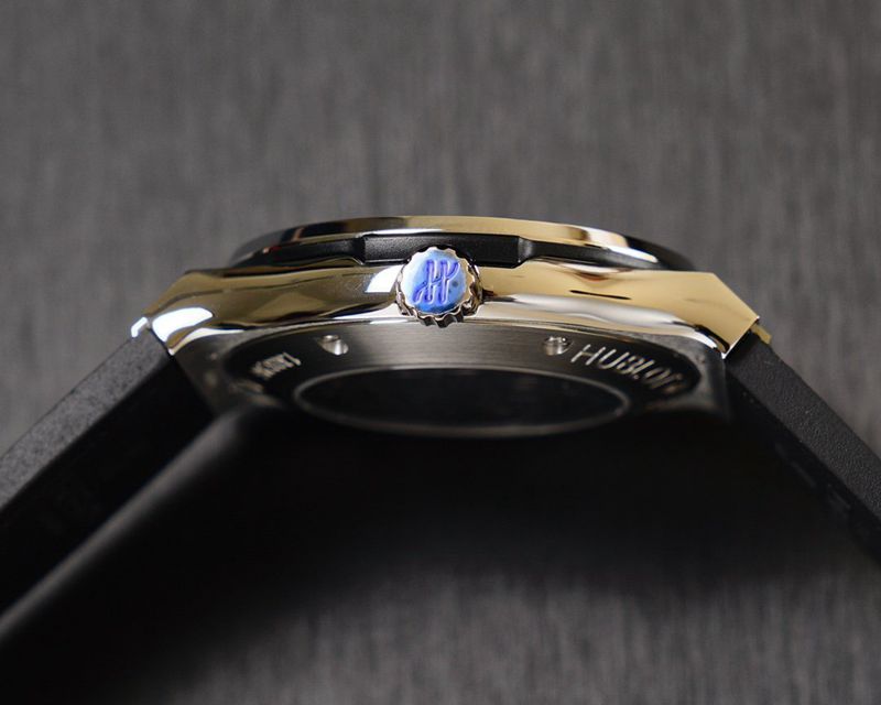 Hublothigh-quality watch (Hublot) classic fusion DX-FACTORYtourbillon series watch side view
