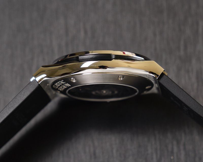 Hublothigh-quality watch (Hublot) classic fusion DX-FACTORYtourbillon series watch side view
