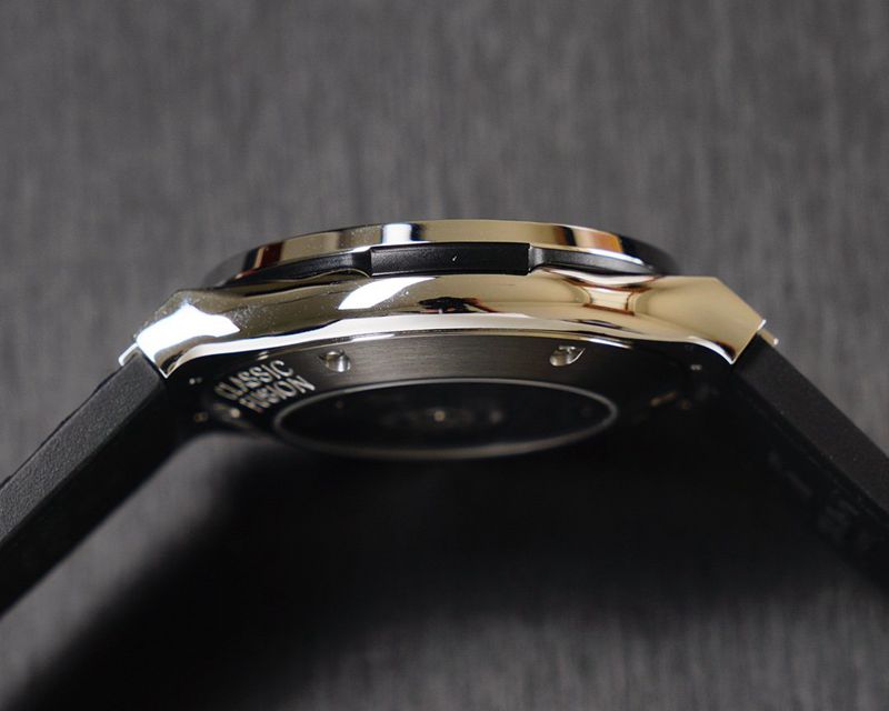Hublotreplica watch CLASSIC FUSION series tourbillon watch side view