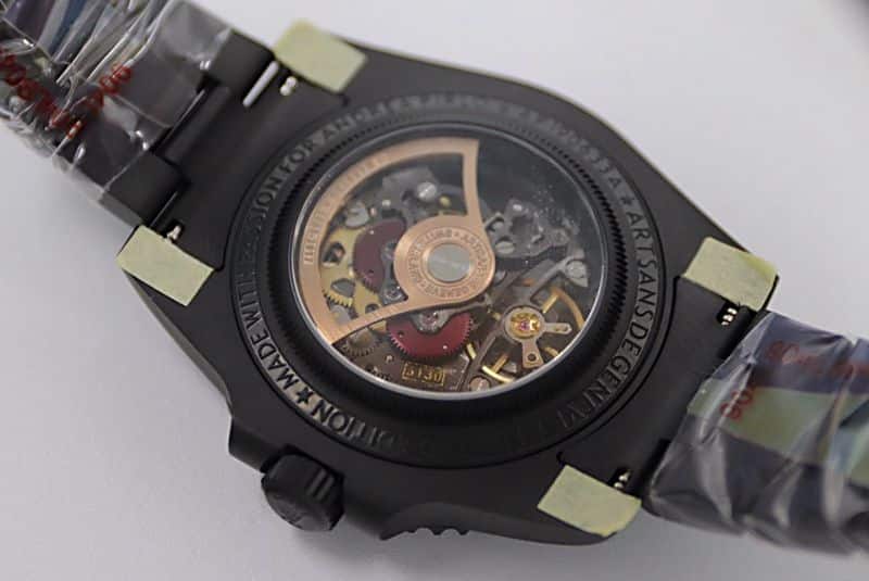 Rolexreplica watch SUBSubmariner back diamond customized version watch movement picture