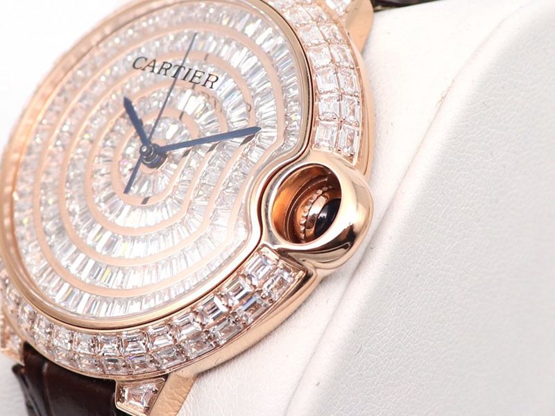 Cartier Watch Cartier Blue Balloon Square Diamond Full Star Watch Side View