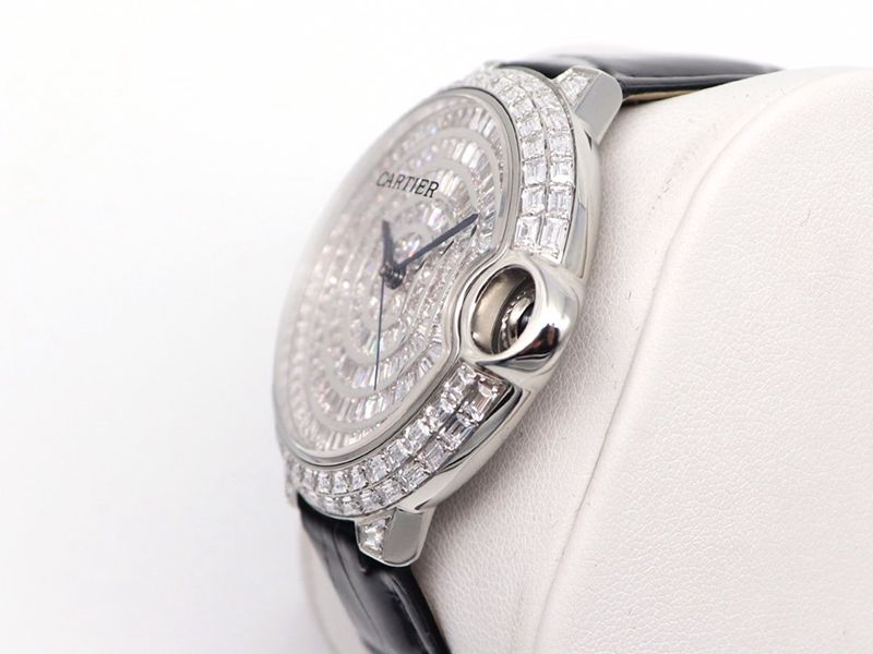 Cartier Watch Cartier Blue Balloon Square Diamond Full Star Watch Side View