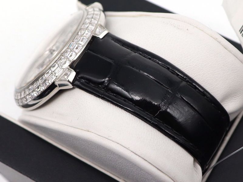 Cartier Blue Balloon Square Diamond Full Star Watch Strap Pictures