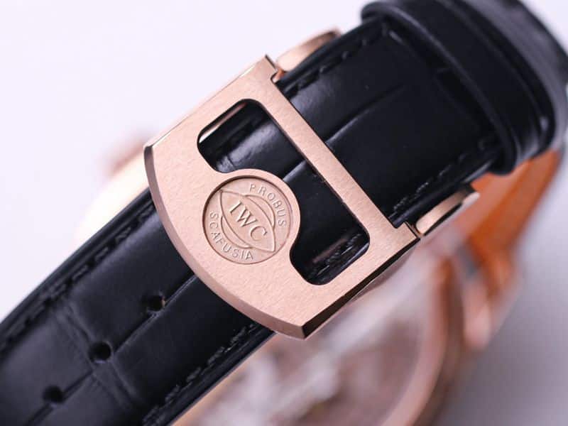 IWC high-quality watch Portuguese series true perpetual calendar complex function watch clasp picture