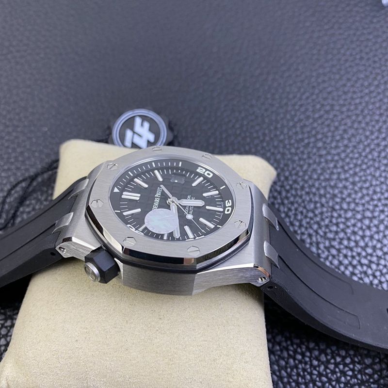 Audemars Piguethigh-quality watch AP15710 Return of the King mechanical watch side view