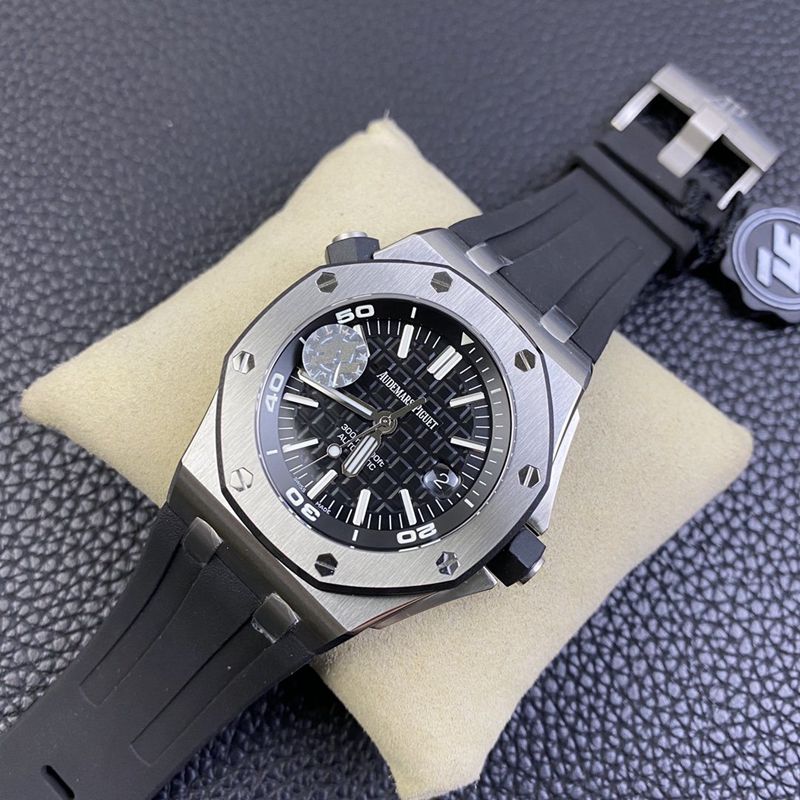 Audemars Piguethigh-quality watch AP15710 Return of the King mechanical watch front view