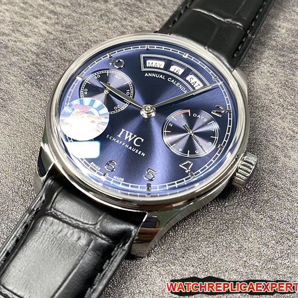 ZFIWCtop-tiersuper watch Portuguese series perpetual calendar date day display month blue dial dynamic display front view