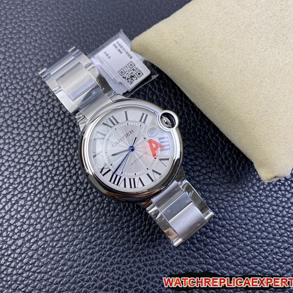2020 new watch Cartier Blue Balloon V6 factory (V8 upgraded version) official warranty card manual warranty steel bracelet front view