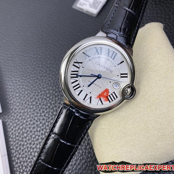 2020 new watch Cartier Blue Balloon V6 factory (V8 upgraded version) official warranty card instruction manual warranty leather strap model front view