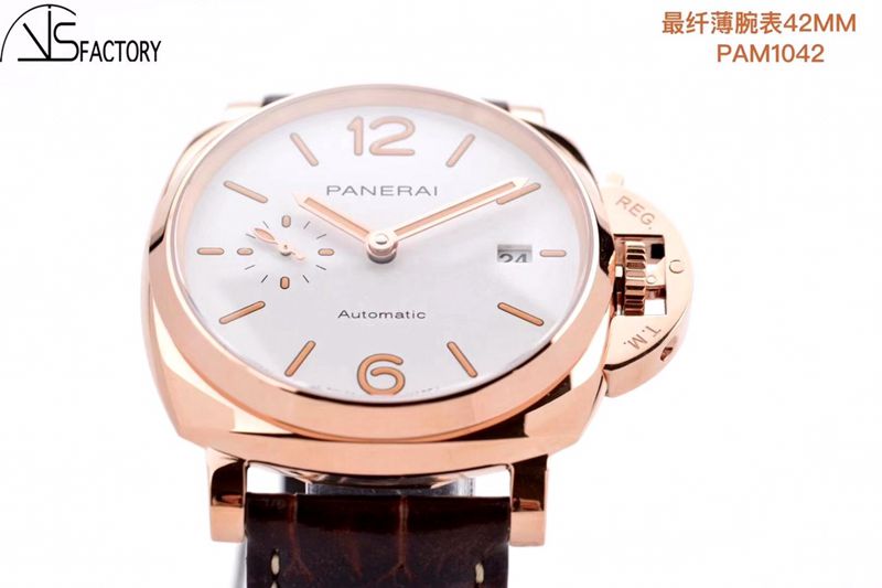 Paneraisuper watch Luminor Due small red gold 42MM watch detail shots
