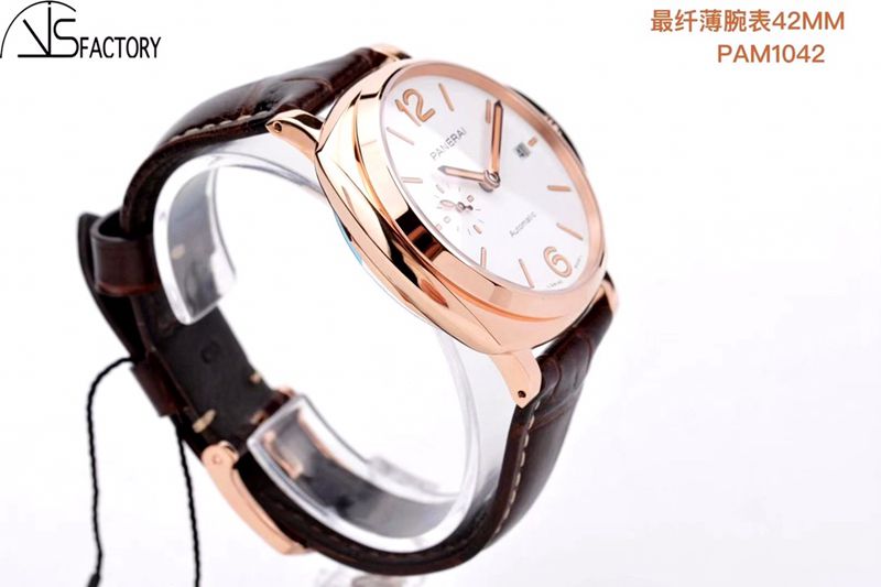 Paneraisuper watch Luminor Due small red gold 42MM watch side view