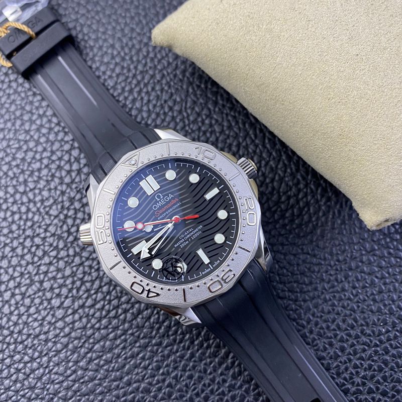 Omegareplica watch Seamaster yacht 300-meter series tribute to the blue diving watch front view