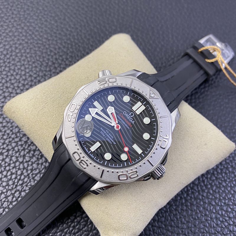 Omegareplica watch Seamaster yacht 300-meter series tribute to the blue diving watch front view