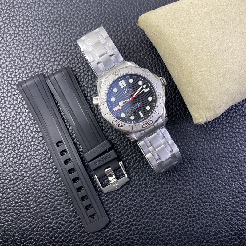Omegahigh-quality watch Seamaster yacht 300-meter series tribute to the blue diving watch front view