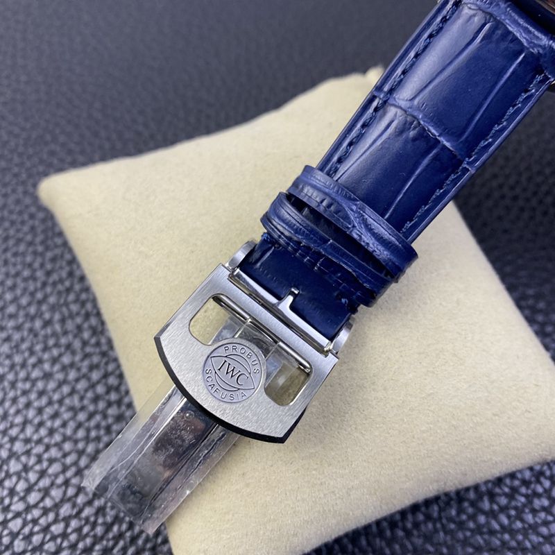 YL Factory IWC Watch Portuguese Automatic Small Seconds Men's Mechanical Wristwatch Buckle Pictures