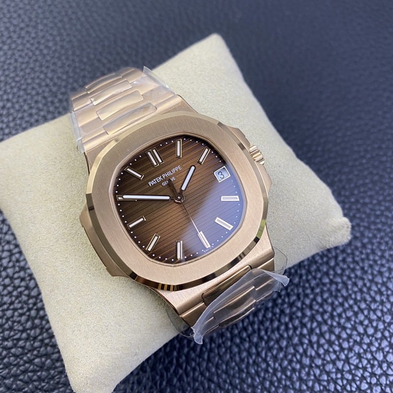 3K Factorytop-tierPatek Philippereplica watch Nautilus324SC ultra-thin mechanical rose gold coffee tray front view