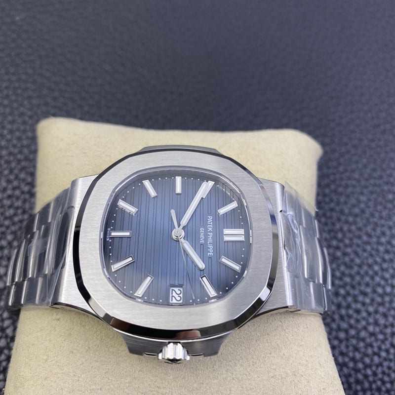 3K Factorytop-tierPatek Philippereplica watch Nautilus324SC ultra-thin mechanical white steel blue dial side view