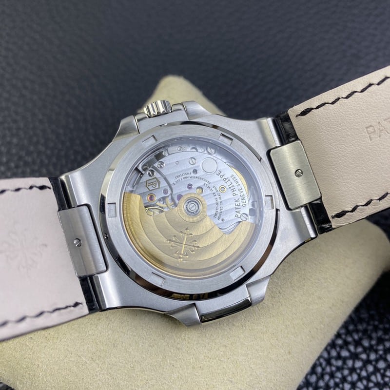 3K Factorytop-tierPatek Philippereplica watch Nautilus324SC ultra-thin mechanical gray plate alligator leather movement picture