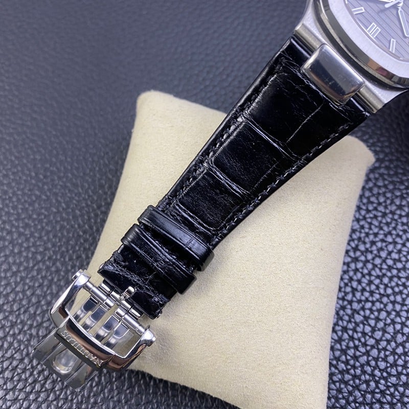 3K Factorytop-tierPatek Philippereplica watch Nautilus324SC ultra-thin mechanical gray plate alligator leather clasp picture