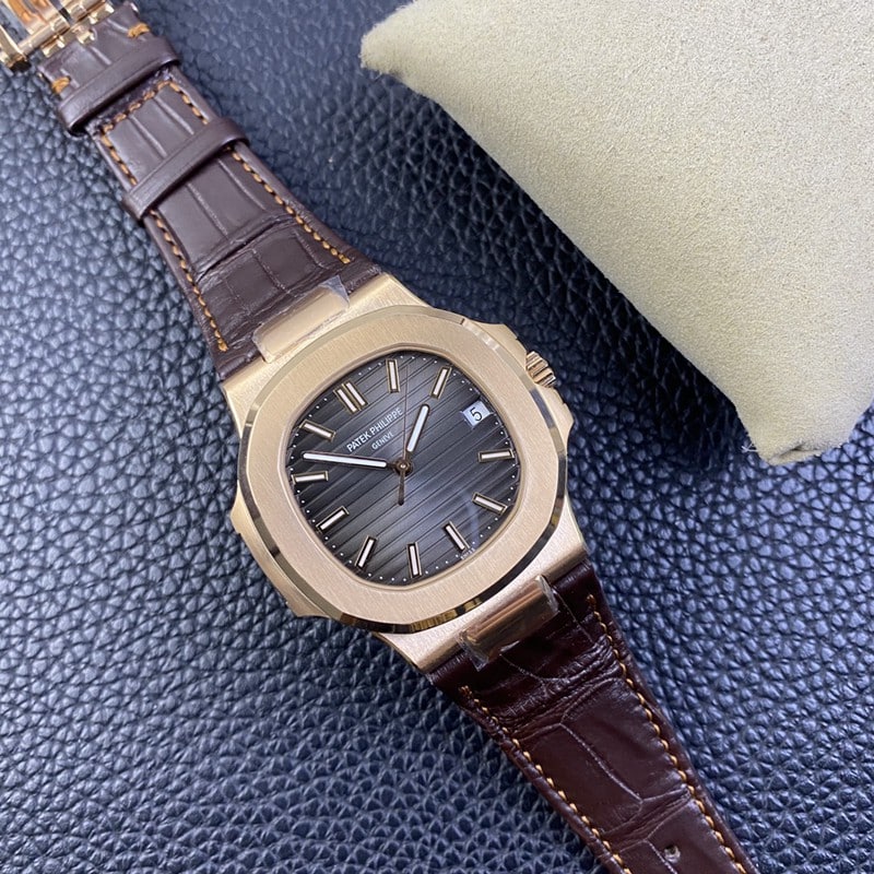 3K Factorytop-tierPatek Philippereplica watch Nautilus324SC ultra-thin mechanical rose gold crocodile leather front view