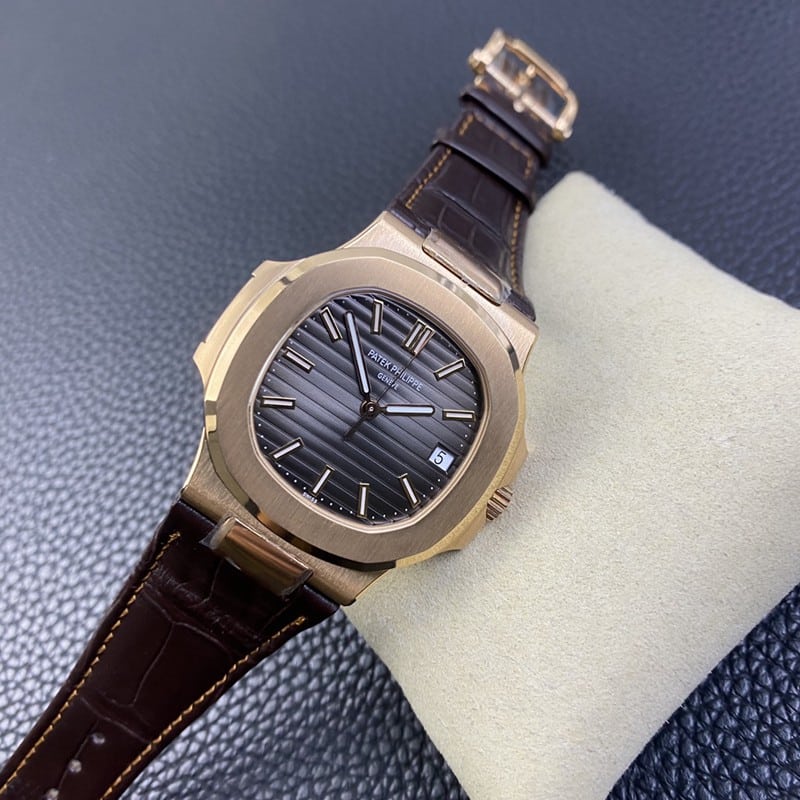 3K Factorytop-tierPatek Philippereplica watch Nautilus324SC ultra-thin mechanical rose gold crocodile leather front view