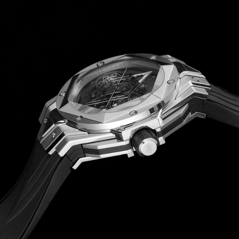 HublotHublotsuper watch new BigBangSangBleuII tattoo men's mechanical watch side view