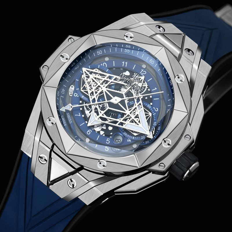 HublotHublotreplica watch new BigBangSangBleuII tattoo men's mechanical watch front view