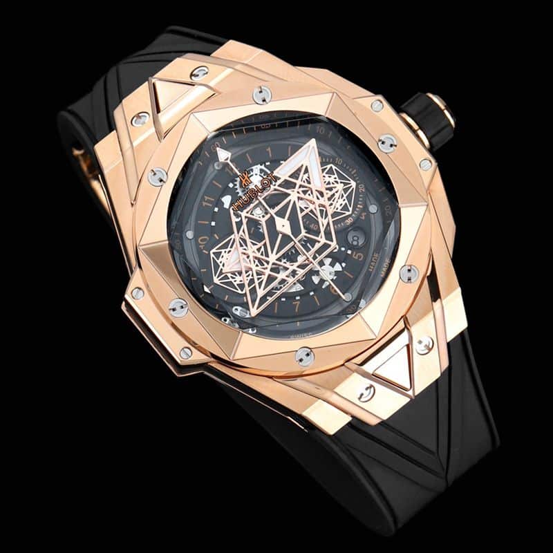HublotHublotsuper watch new BigBangSangBleuII tattoo men's mechanical watch front view