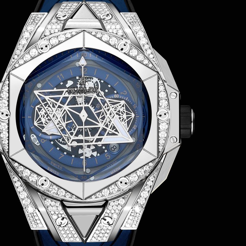 HublotHublotreplica watch new BigBangSangBleuII tattoo men's mechanical watch front view