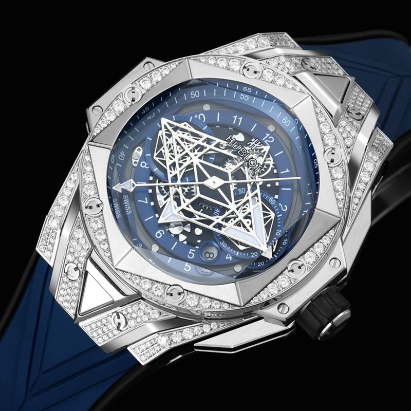HublotHublotreplica watch new BigBangSangBleuII tattoo men's mechanical watch front view