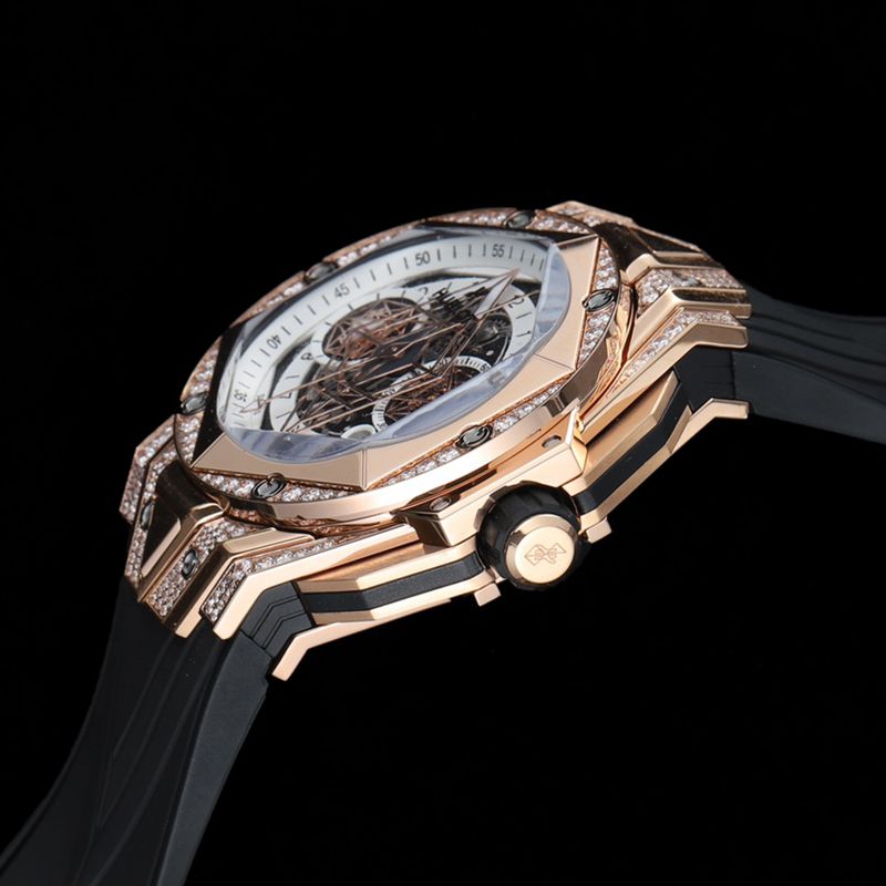 HublotHublothigh-quality watch brand new BigBangSangBleuII tattoo men's mechanical watch side view