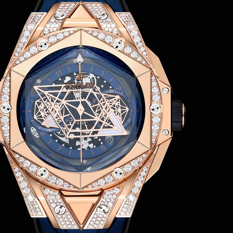 HublotHublothigh-quality watch brand new BigBangSangBleuII tattoo men's mechanical watch front view