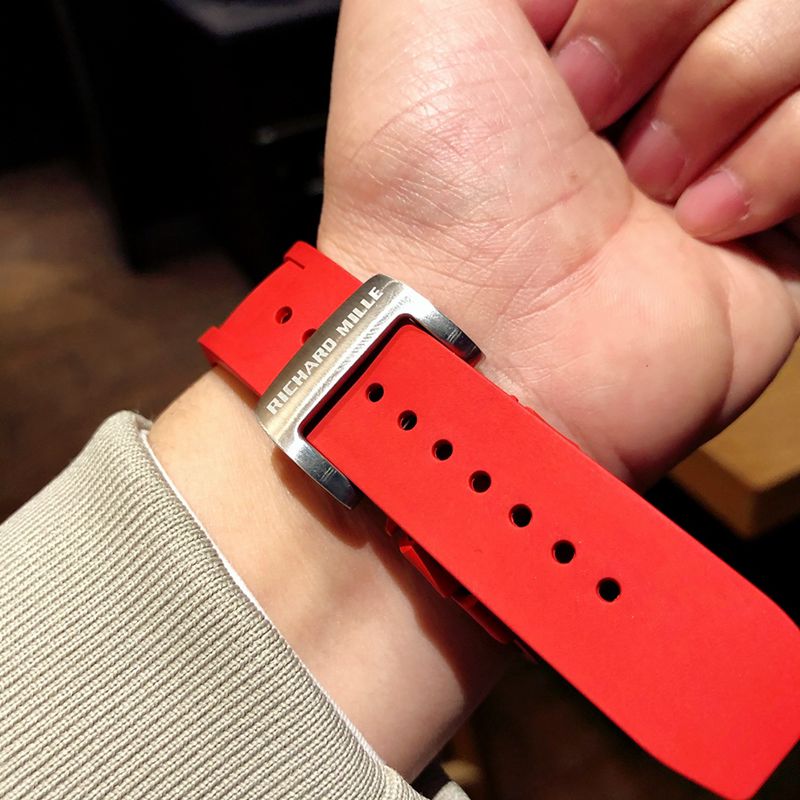 Richard Mille watch RichardMille Gypsophila series men's mechanical watch clasp picture