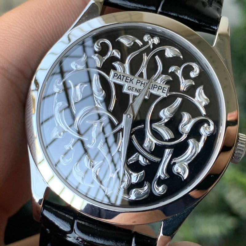 Patek Philippereplica watch 5088 series engraved men's mechanical watch front view