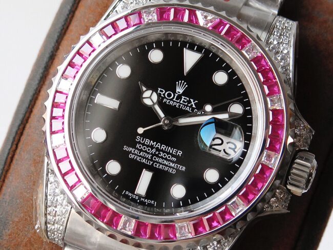 Rolextop-tier 1:1high-quality replicaGMT-Master II rear diamond customized version luxury sparkling classic trend front view
