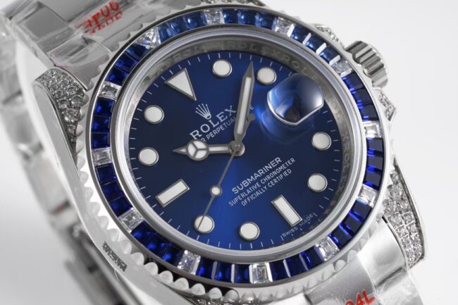 top-tierRolexsuper cloneGMT-Master type II watch back diamond customized version luxury sparkling classic trend front view