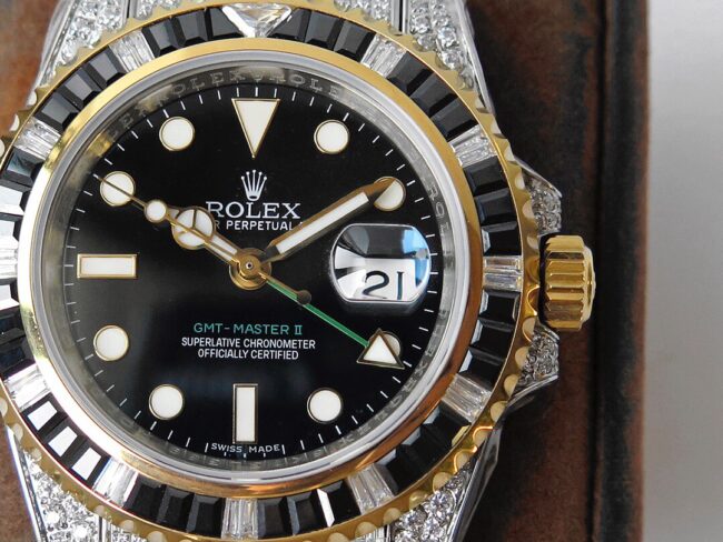 Rolextop-tier replicaGMT-Master type II watch with diamonds on the back, customized version, luxurious, sparkling, classic and trendy, front view