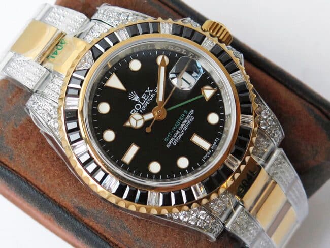 Rolextop-tier replicaGMT-Master type II watch with diamonds on the back, customized version, luxurious, sparkling, classic and trendy, front view