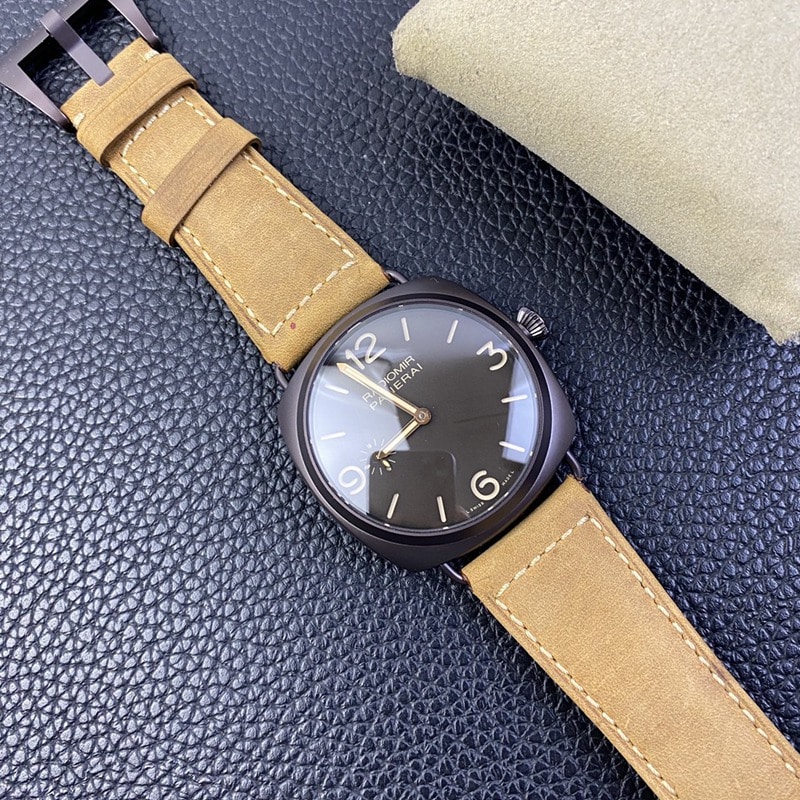 SF factory Paneraireplicapam00504titanium watch power up to 5 days front view