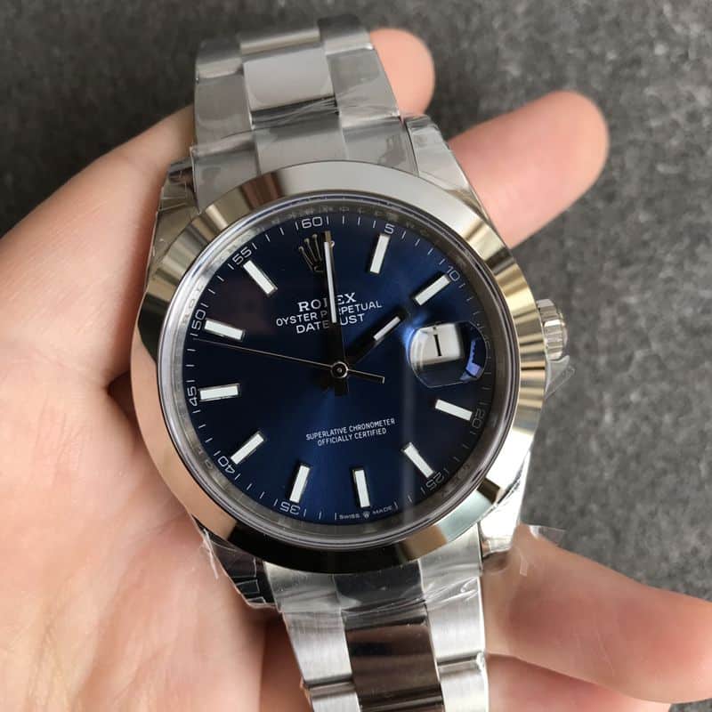 Rolex watch log series blue face men's mechanical watch front view