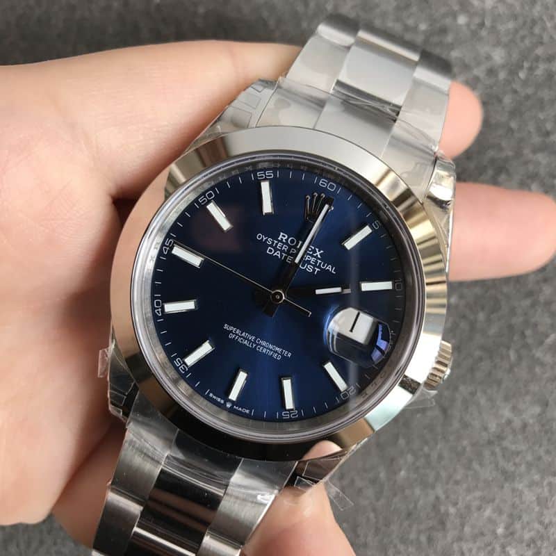 Rolex watch log series blue face men's mechanical watch front view