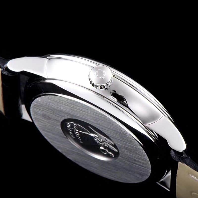 Omegahigh-quality watch disc flying business series men's mechanical ultra-thin watch blue bracelet track butterfly flying blue side view