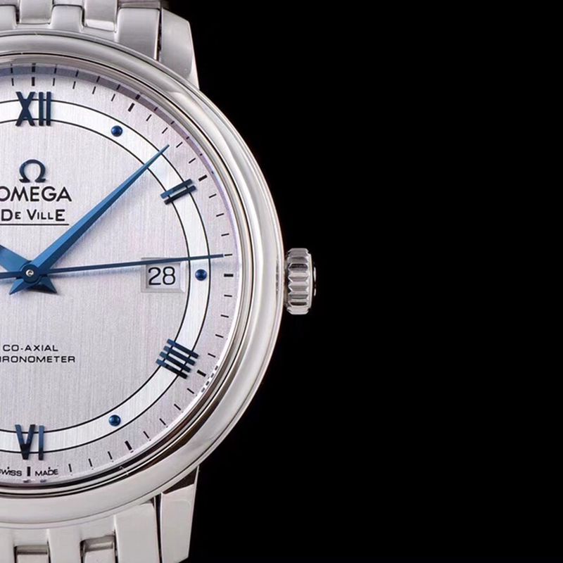 Omegahigh-quality watch De Ville series men's mechanical ultra-thin watch white steel track white surface detail shots