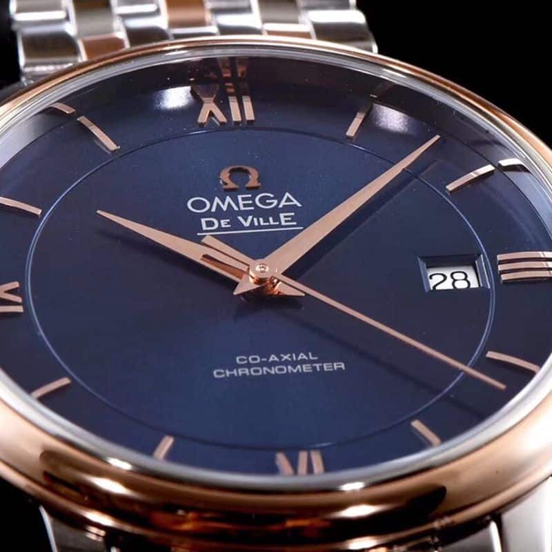replicaOmega watch De Ville series men's mechanical ultra-thin watch rose goldsteel bracelet blue face detail shots